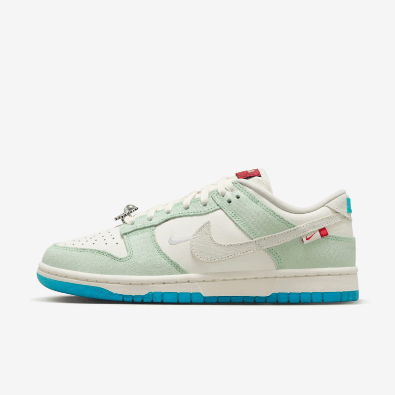 Dunk Low Year of the Dragon