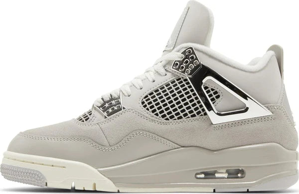 Air Jordan 4 Retro 'Frozen Moments'