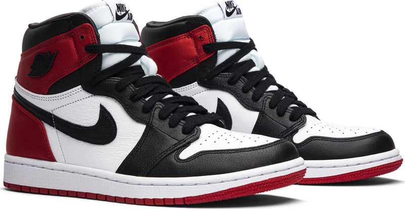 Air Jordan 1 Retro High 'Satin Black Toe'