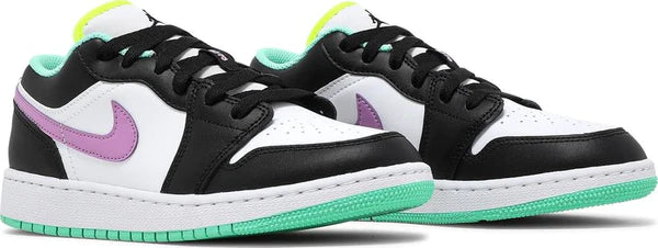Air Jordan 1 Low GS 'White Violet Shock'