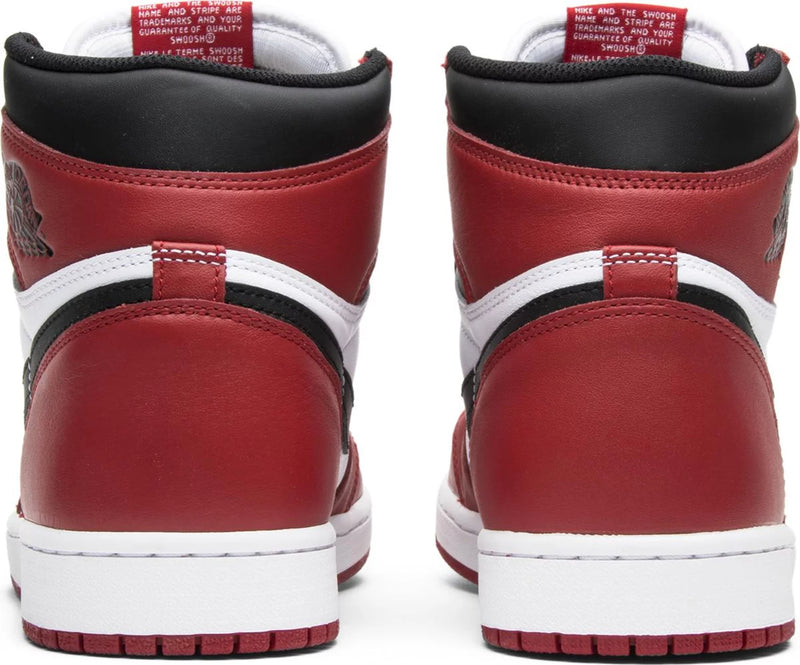 Air Jordan 1 Retro High OG 'Chicago' 2015