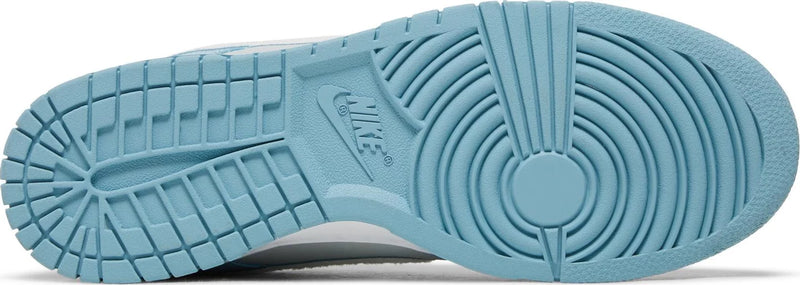 Dunk Low 'Fleece Swoosh - Light Blue'