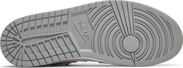 Air Jordan 1 Low SE 'Light Smoke Grey Gym Red'