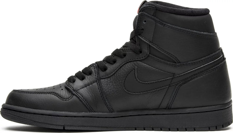 Air Jordan 1 Retro High OG 'Triple Black'