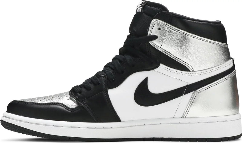 Air Jordan 1 Retro High OG 'Silver Toe'